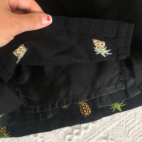 Y2K Plaza South Petite 10 Pineapple Embroidered Linen-Blend 2Pc Set Tank & Capri - Picture 6 of 14